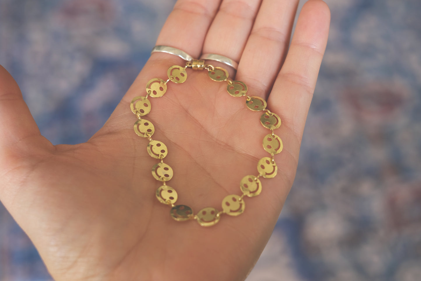 Smiley face magnetic bracelet