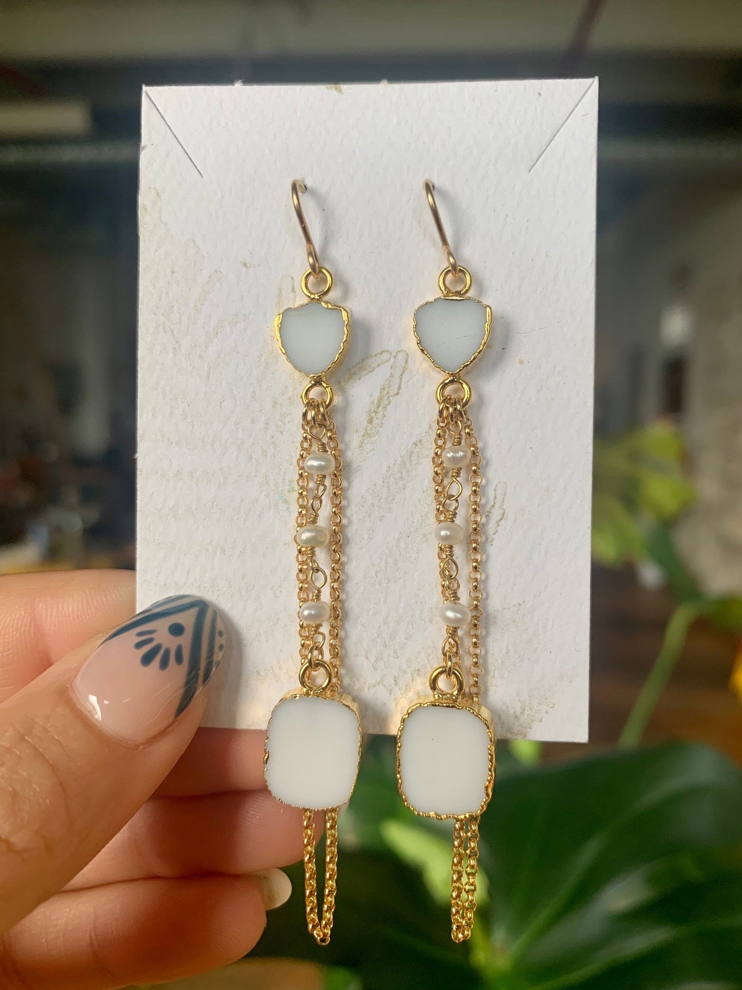 Agate and Pearl Gold Chain Earrings