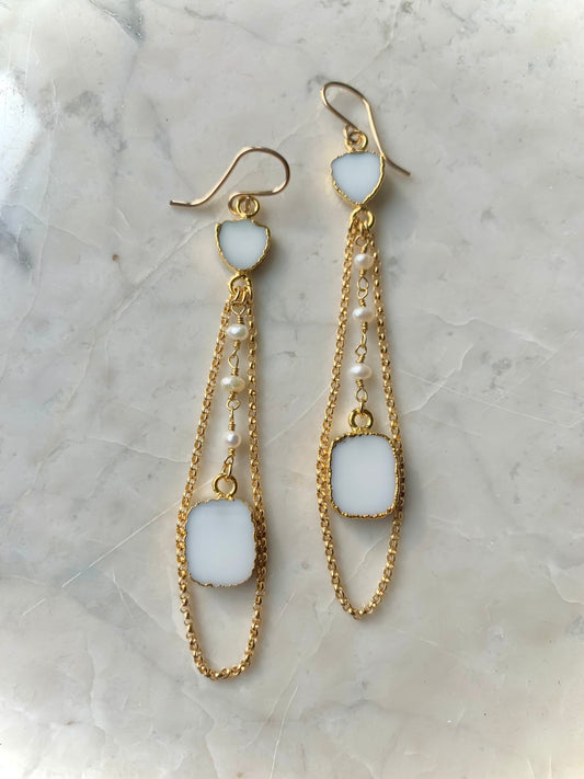 Agate and Pearl Gold Chain Earrings
