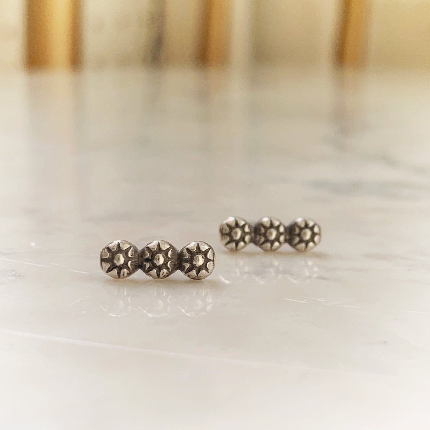 Flower trio bar stud earrings