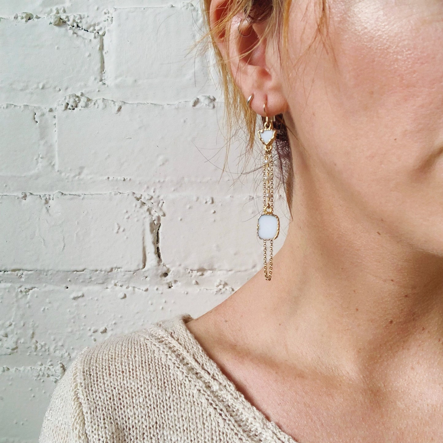 Agate and Pearl Gold Chain Earrings