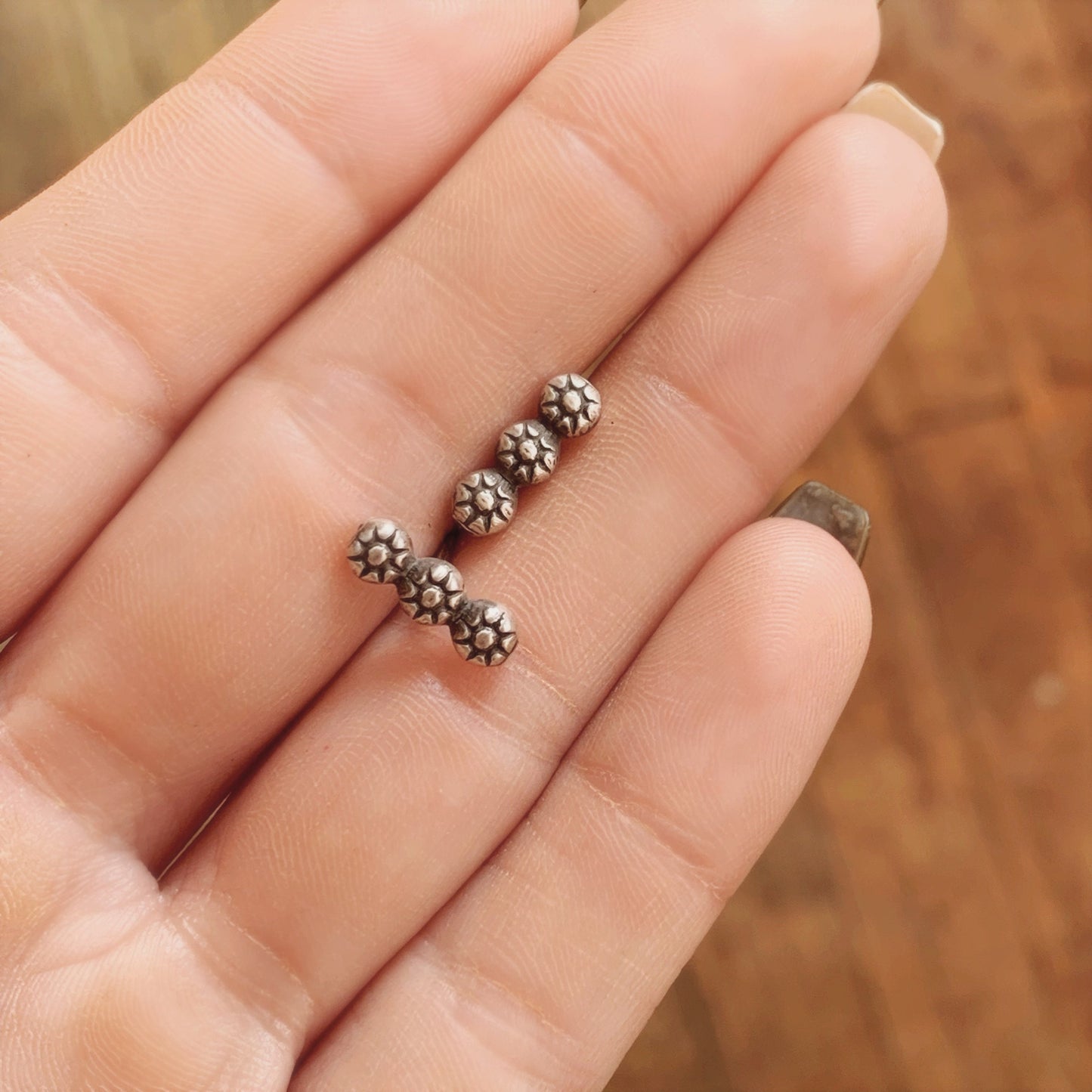 Flower trio bar stud earrings