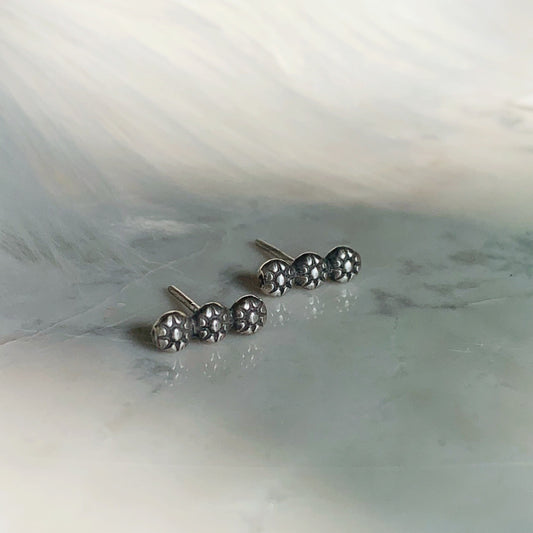 Flower trio bar stud earrings