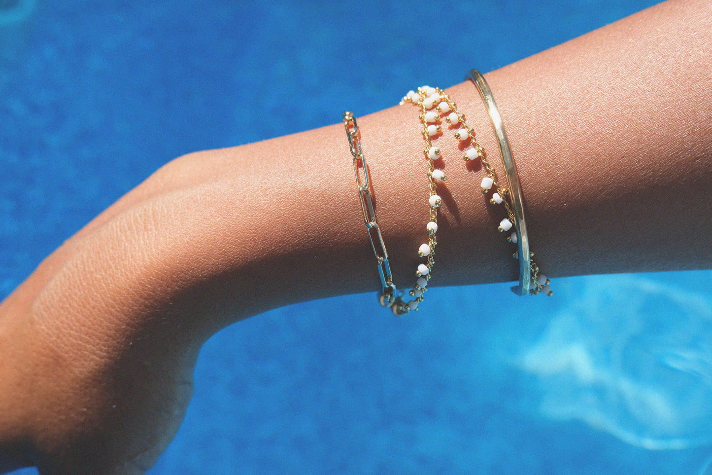 White bead bracelet